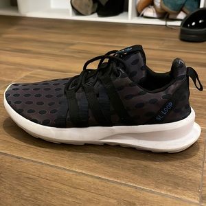Adidas SL Loop.